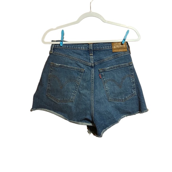 Levi’s Ribcage Jean Shorts | Size 30 | Button-up Fly - Picture 2 of 3
